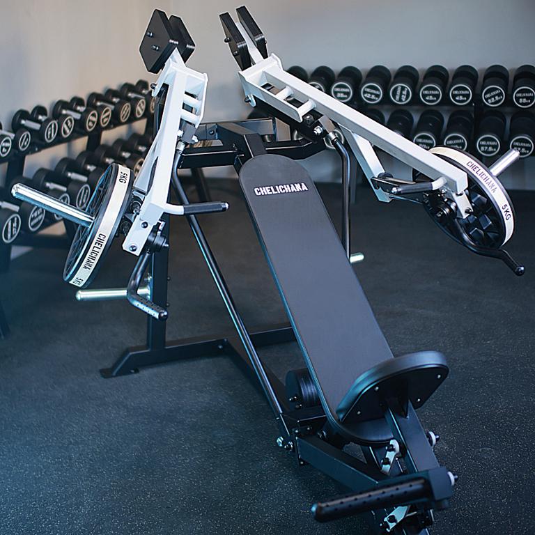 Incline Chest Press - plate loaded